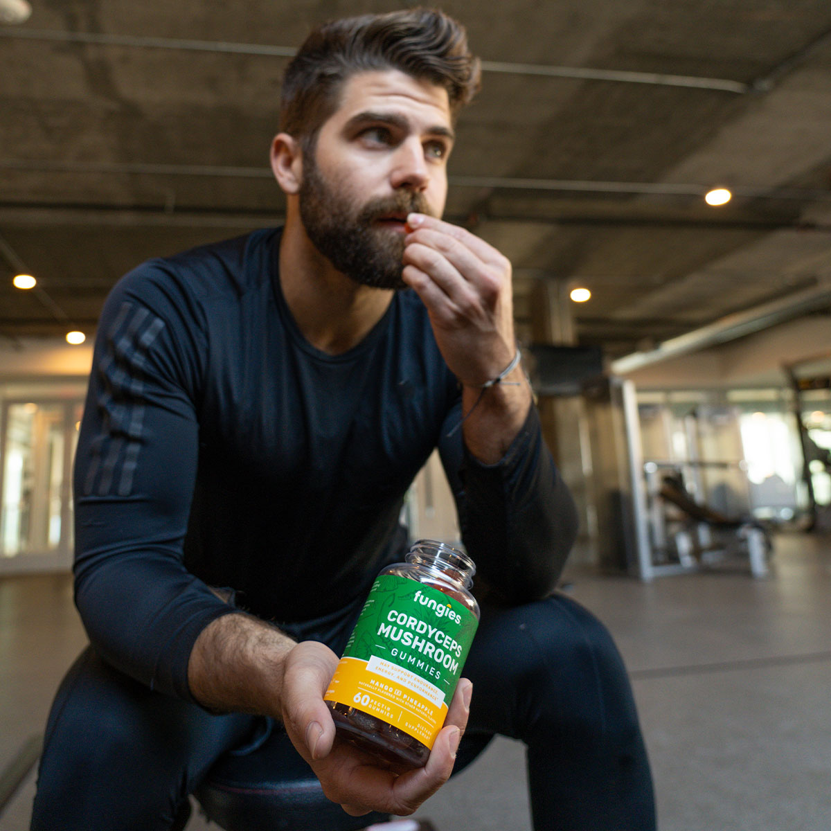 eating cordyceps gummies at gym for energy